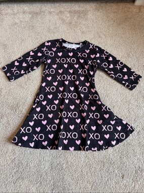 Girls' Black & Pink Heart 'XOXO' Swing Dress